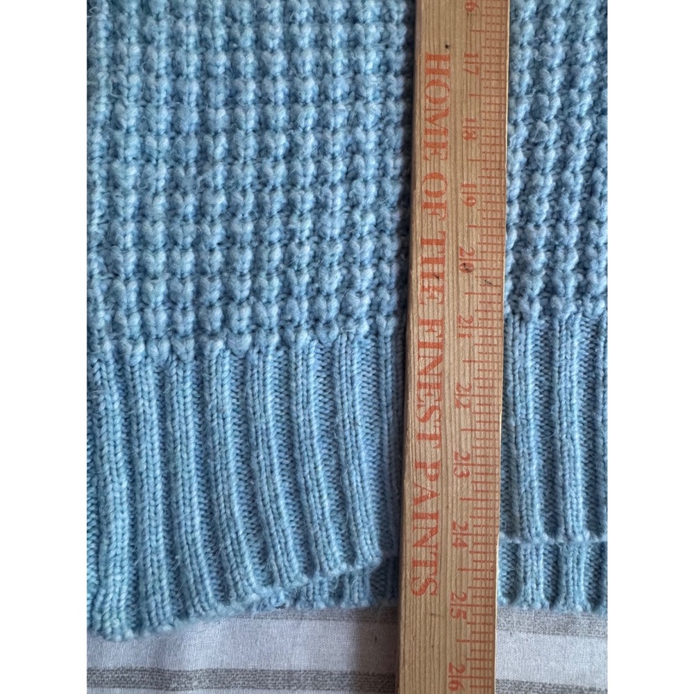 American Eagle Light Blue Waffle Knit V-Neck Pullover Sweater Womens M - Picture 7 of 8